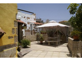 Country House For Sale in Granadilla..
