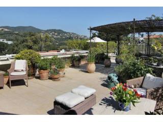 ROOF TOP APARTMENT IN PRIVATE DOMAIN.