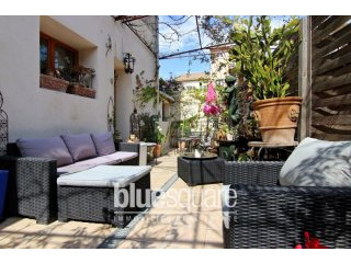For sale - 2 bedroom flat in Antibes