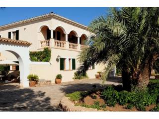 Rustic Hotel In A Quiet Area Of..