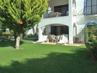 2 bedroom Apartment in Dunas Douradas