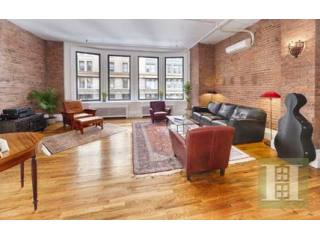 3 bedroom Apartment For Sale: 722..