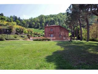 6 bedroom House For Sale: Bologna..
