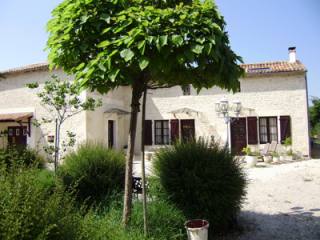 Pretty South Facing Detached House