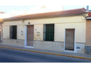 RS155, Spanish village townhouse