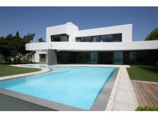 VILLA FOR SALE IN MARBELLA