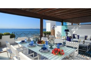 Four Bedroom Apartment, Zeus Bajo A-B..