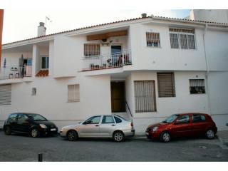 Apartment - A bright and spacious first..