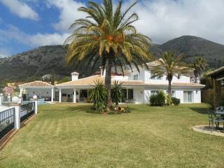 Villa - This superb villa is located in..