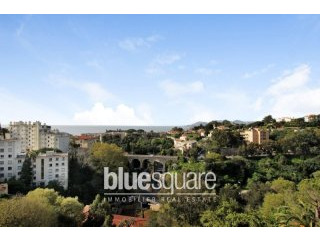 1/2 bedroom apartment with sea views..