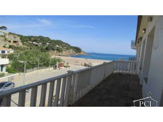 Apartment 50 mt. from the beach Sa..