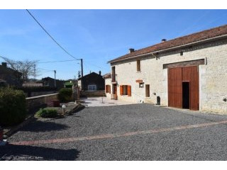 Family House With Pool And Wonderful..
