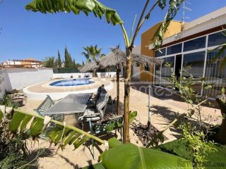 NEW & EXCLUSIVE LISTING FOR VOSS HOMES - A modern, homely..