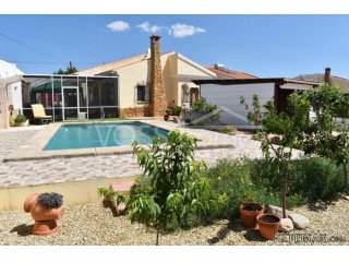 RESERVED/ SALE AGREED WITH VOSS HOMES - An immaculately..