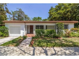 3 bedroom House For Sale: 1711 Hernando..