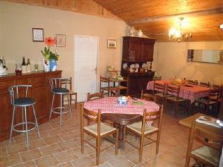 Apartment a 10 MINURES FROM BRESSUIRE