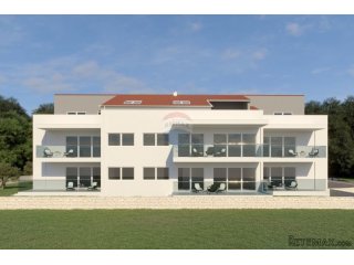 Rovinj,luksuzni dvoetažni stan,210m2 u novogradnji 300m od m