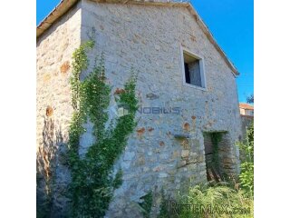 Hvar, Dol, kamena kuća 122 m2