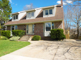 4 bedroom House For Sale: 38 Guy Street..