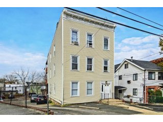 5 bedroom Flat For Sale: 264 S..