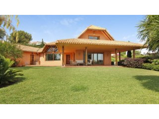 NORDIC STYLE VILLA