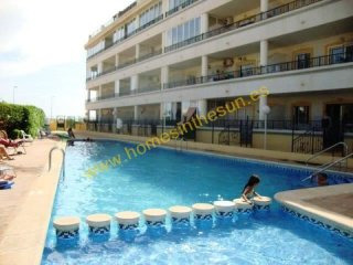 2 bedroom, 1 bathroom Apartment, (build..