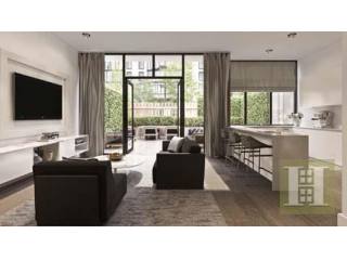 4 bedroom Apartment For Sale: 429 KENT..