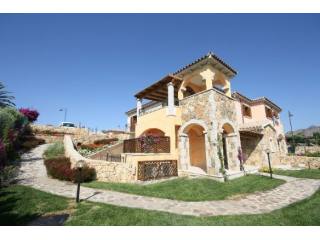 2 Bedrooms - Apartment - For Sale