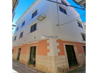 Kuća 252 m2 u centru Visa