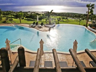 Luxury 3 bed Apartments for sale in 5..