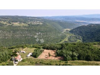 EKSKLUZIVNO!!! SPUŠTENA CIJENA!! Prekrasno poljoprivredno z