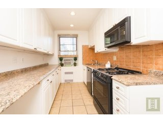 2 bedroom Apartment For Sale: 5601..