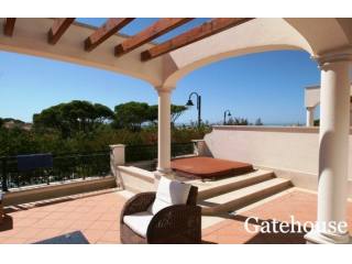 Apartments For Sale In Vale do Lobo..
