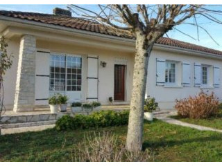 Traditional House with Nice Garden