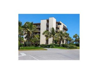 2 bedroom Flat For Sale: 3939 Ocean..