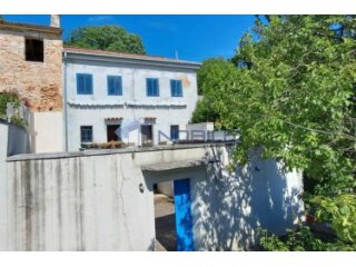 Crikvenica - Mavrići, kuća 160 m2 s dvorištem i vrtom - SN..