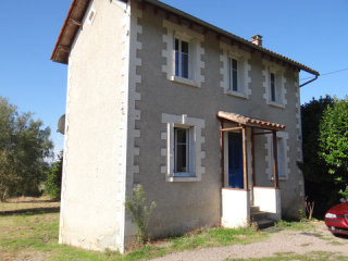 Stone House With 2 Bedrooms
