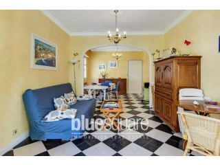 3 Bedroom apartment - Sea Front -..