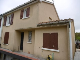 3 Bedrooms - Villa -..