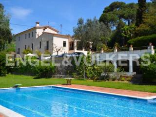 Unique farmhouse 500 meters from the..