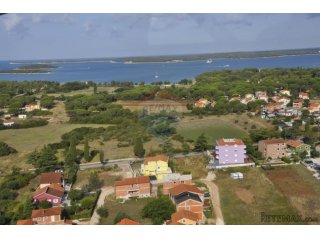Istra, Valbandon 9950 m2 predivno zemljište turističke namje
