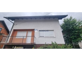 Zagreb, G.Dubrava - kuća, 3 etaže, garaža, blizina tramvaja