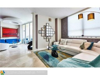 3 bedroom Flat For Sale: 350 SE 2nd St..