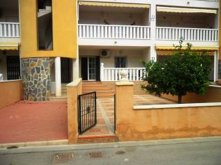 ground floor 2 bedroom apartment for..
