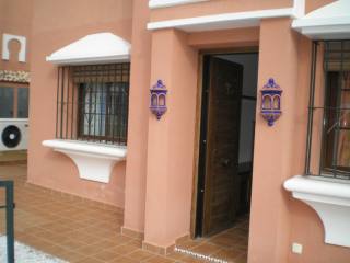 South facing, 2 bedroom apartment in El..