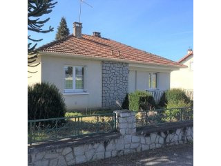 Traditional Detached House with Nice..