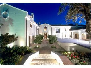 6 Bedrooms - Villa - Cadiz - For Sale