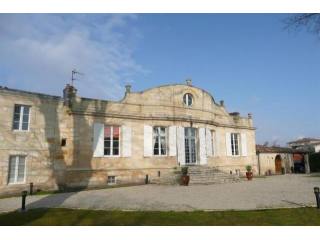 4 bedroom Town House For Sale: 33700..