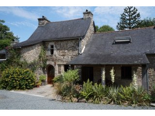 3 Bedroom Stone Built Property
