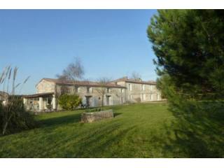 6 bedroom Character For Sale: 17100..